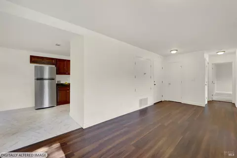 Living - 229 Nautical Ct, Vallejo, CA 94591 photo 9 of 9