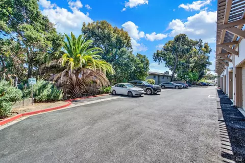 Exterior - 229 Nautical Ct, Vallejo, CA 94591 photo 16 of 18