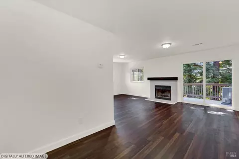 Living - 229 Nautical Ct, Vallejo, CA 94591 photo 3 of 9