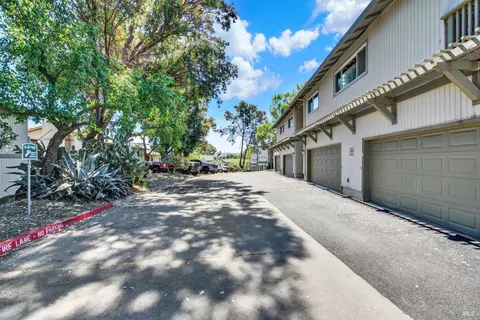 Exterior - 229 Nautical Ct, Vallejo, CA 94591 photo 17 of 18