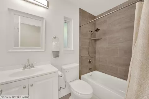 Bath - 229 Nautical Ct, Vallejo, CA 94591 photo 2 of 4