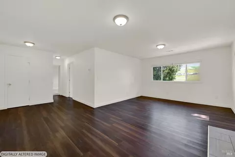Living - 229 Nautical Ct, Vallejo, CA 94591 photo 1 of 9