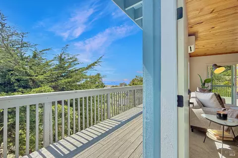 10777 Rock Point Dr, Jenner, CA 95450 photo 13