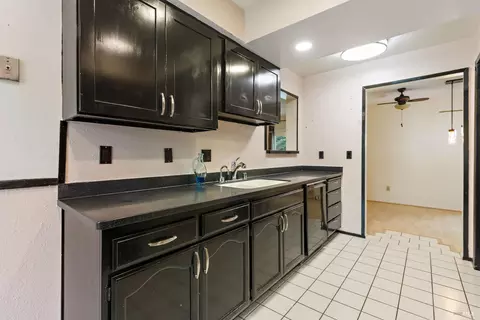 Kitchen - 959 Coventry Ln, Fairfield, CA 94533 photo 2 of 4