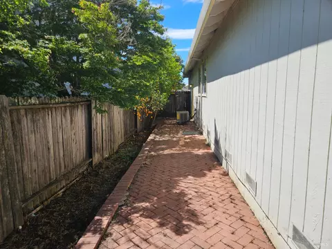 Exterior - 2454 E Atlantic Ave, Fairfield, CA 94533 photo 6 of 10