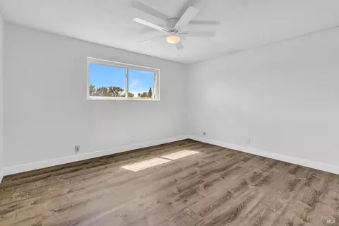 Bedroom - 156 Stanford Dr, Vallejo, CA 94589 photo 4 of 9