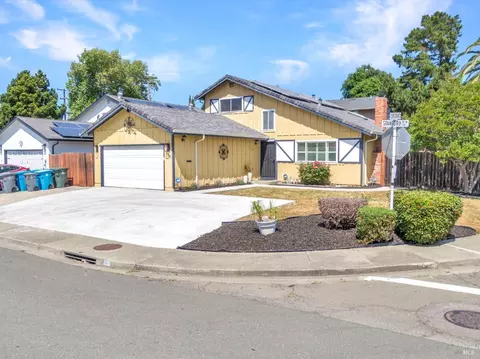 Exterior - 156 Stanford Dr, Vallejo, CA 94589 photo 5 of 7