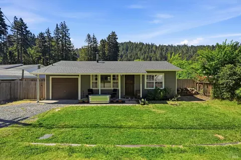 Exterior - 20550 Foothill Dr, Monte Rio, CA 95462 photo 1 of 8
