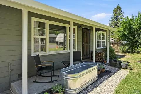 Exterior - 20550 Foothill Dr, Monte Rio, CA 95462 photo 5 of 8