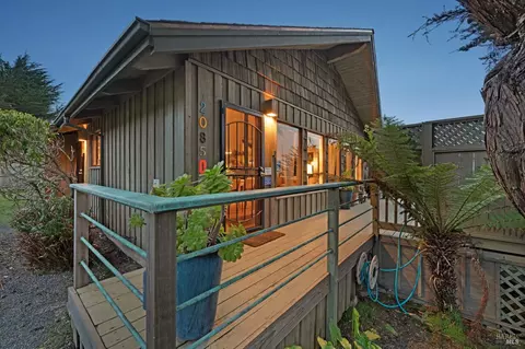 Exterior - 20850 Highway 1, Jenner, CA 95450 photo 22 of 23