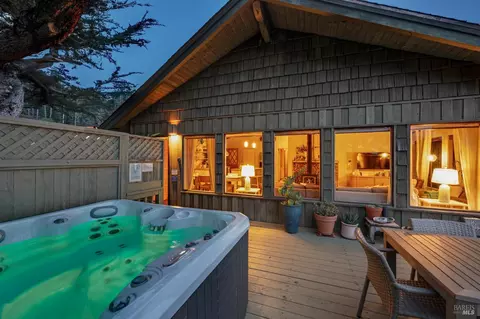 Exterior - 20850 Highway 1, Jenner, CA 95450 photo 3 of 23