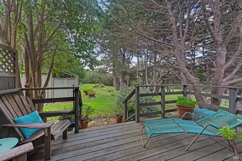 Exterior - 20850 Highway 1, Jenner, CA 95450 photo 10 of 23