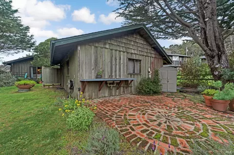 Exterior - 20850 Highway 1, Jenner, CA 95450 photo 12 of 23