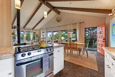 Kitchen - 20850 Highway 1, Jenner, CA 95450 photo 4 of 4
