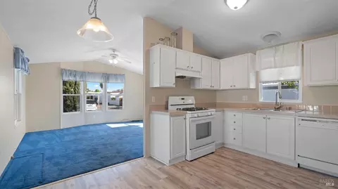 77 Anza Ct, Fairfield, CA 94534 photo 2