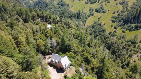 37600 N Hwy 101, Laytonville, CA 95454