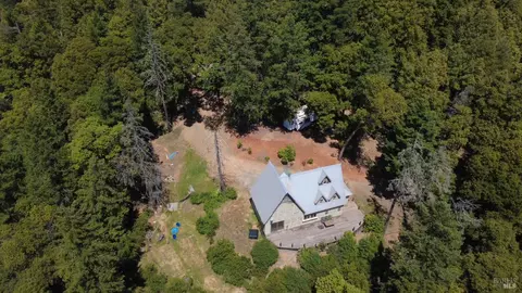 37600 N Hwy 101, Laytonville, CA 95454