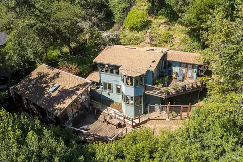 68 Wreden Ave, Fairfax, CA 94930
