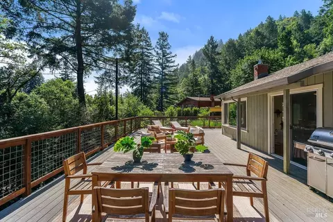 1870 N Fitch Mountain Rd, Healdsburg, CA 95448