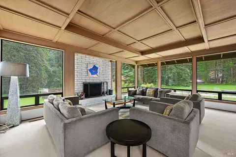 Living - 1650 Jonive Rd, Sebastopol, CA 95472 photo 1 of 5