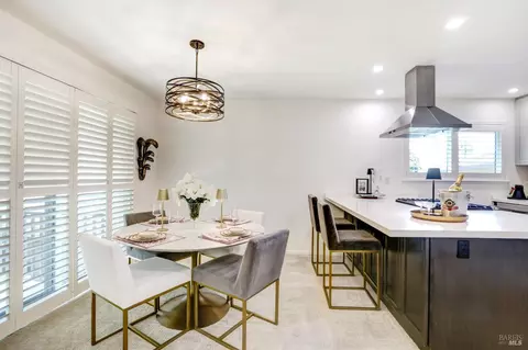 169 Guadalupe Dr, Sonoma, CA 95476