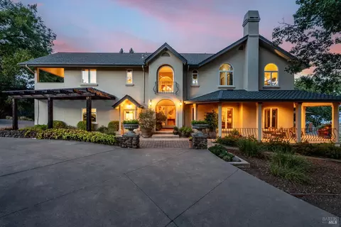 800-850 Boonville Rd, Ukiah, CA 95482