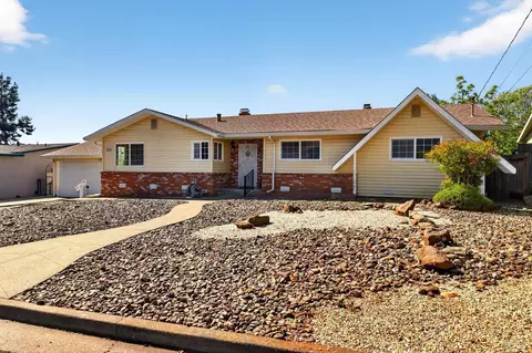 5035 Boulder Ln, Santa Rosa, CA 95405