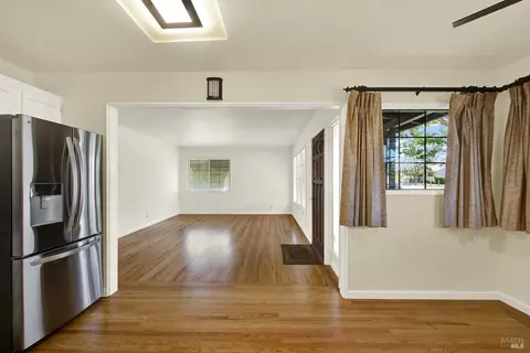 Living - 2008 Tuolumne St, Vallejo, CA 94589 photo 9 of 9
