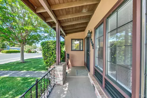 Exterior - 2008 Tuolumne St, Vallejo, CA 94589 photo 10 of 37