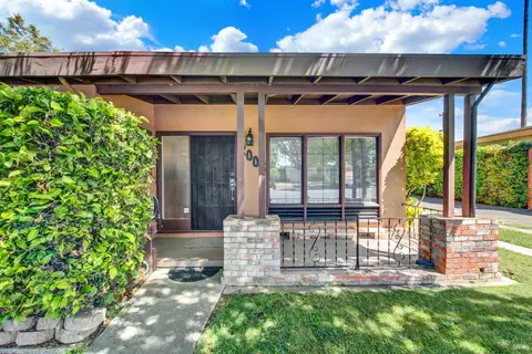Exterior - 2008 Tuolumne St, Vallejo, CA 94589 photo 7 of 37