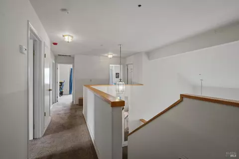 Entry Way - 1466 Legend Cir, Vallejo, CA 94591 photo 5 of 5