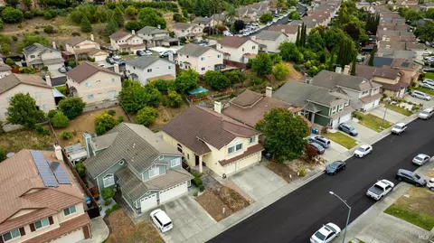 View/Area - 1466 Legend Cir, Vallejo, CA 94591 photo 1 of 9
