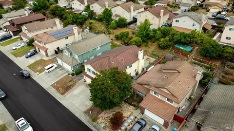 View/Area - 1466 Legend Cir, Vallejo, CA 94591 photo 4 of 9