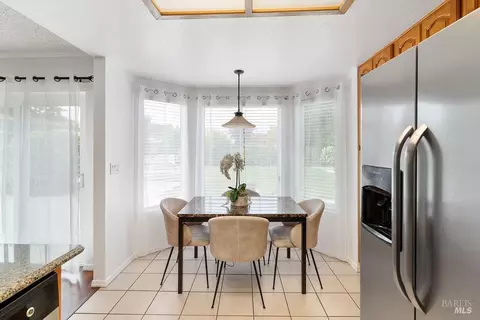 Dining - 31 Brighton Dr, Vallejo, CA 94591 photo 3 of 3