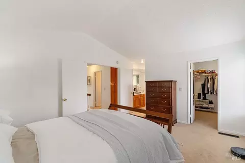 Bedroom - 31 Brighton Dr, Vallejo, CA 94591 photo 5 of 5