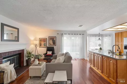 Living - 31 Brighton Dr, Vallejo, CA 94591 photo 1 of 1