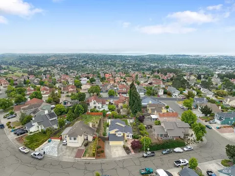 View/Area - 31 Brighton Dr, Vallejo, CA 94591 photo 3 of 5