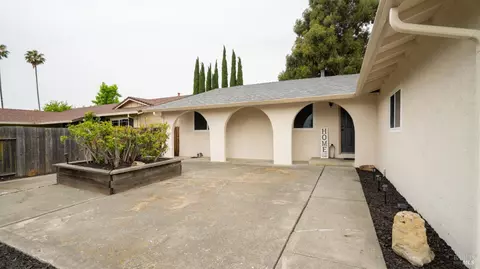 2869 Marigold Dr, Fairfield, CA 94533 photo 5