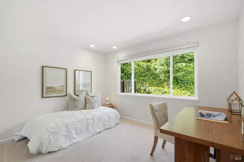 Bedroom - 103 Pixley Ave, Corte Madera, CA 94925 photo 2 of 7