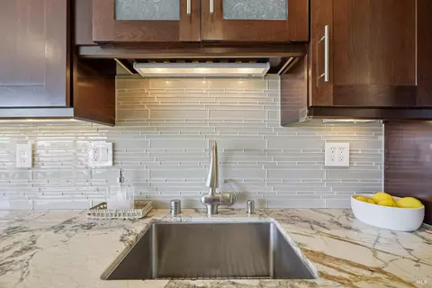 Kitchen - 103 Pixley Ave, Corte Madera, CA 94925 photo 4 of 5