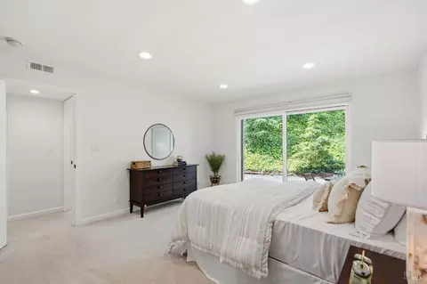 Bedroom - 103 Pixley Ave, Corte Madera, CA 94925 photo 5 of 7