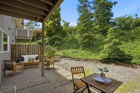 Exterior - 103 Pixley Ave, Corte Madera, CA 94925 photo 2 of 10