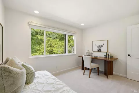 Bedroom - 103 Pixley Ave, Corte Madera, CA 94925 photo 6 of 7
