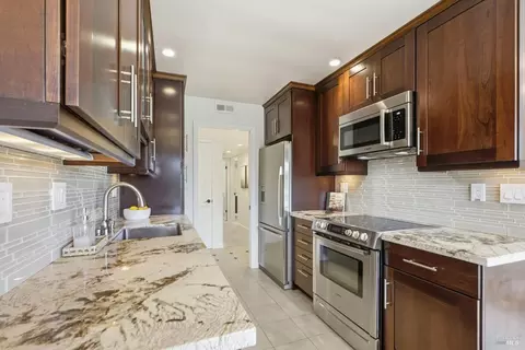 Kitchen - 103 Pixley Ave, Corte Madera, CA 94925 photo 2 of 5