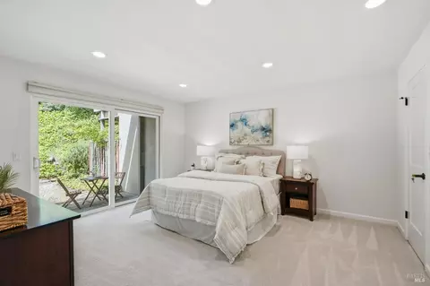 Bedroom - 103 Pixley Ave, Corte Madera, CA 94925 photo 1 of 7