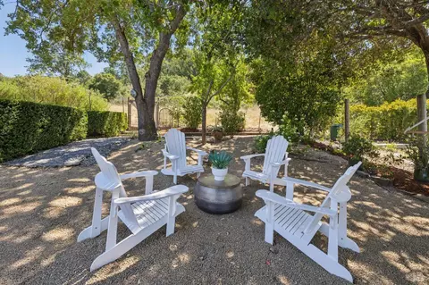 Exterior - 324 Devon Dr, San Rafael, CA 94903 photo 14 of 17