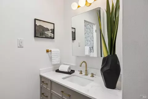 Bath - 324 Devon Dr, San Rafael, CA 94903 photo 2 of 3