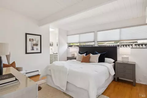 Bedroom - 324 Devon Dr, San Rafael, CA 94903 photo 1 of 5