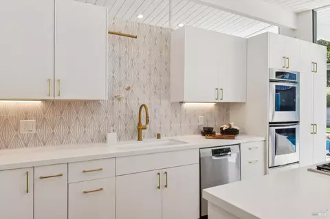 Kitchen - 324 Devon Dr, San Rafael, CA 94903 photo 3 of 6