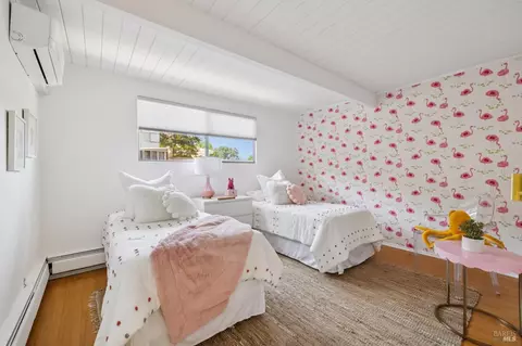 Bedroom - 324 Devon Dr, San Rafael, CA 94903 photo 3 of 5